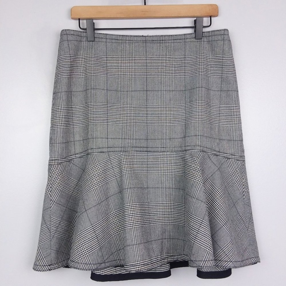 Ann Taylor Grey Glen Plaid Flounce Career Skirt